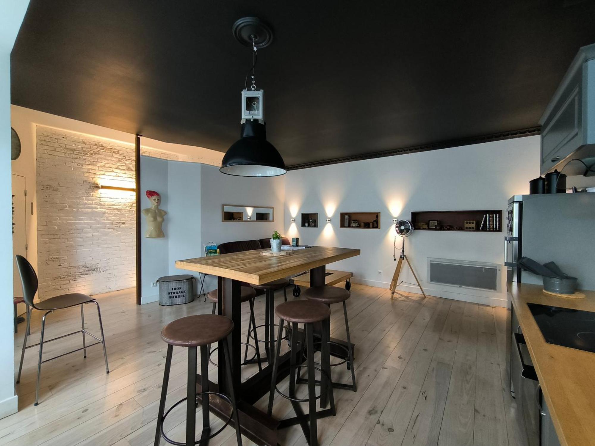 Appartement Vintage Spacieux Centre Pau